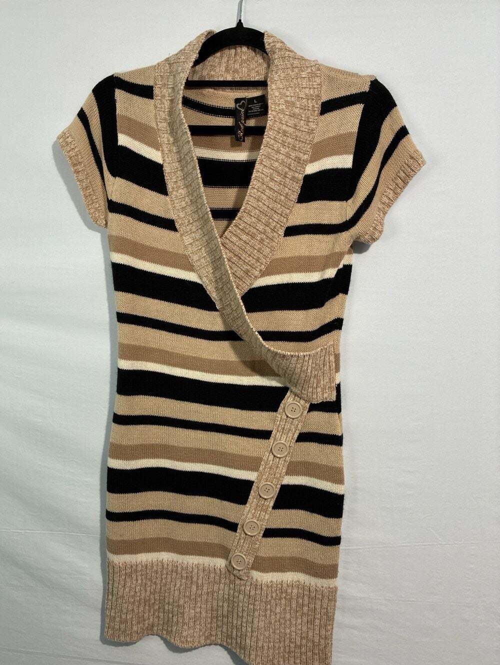 Red Paint Striped V-Neck Short Sleeve Button Accent Sweater Dress